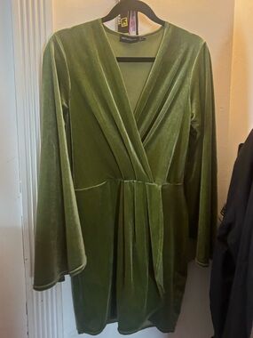 PrettyLittleThing Olive Velvet Wrap Dress